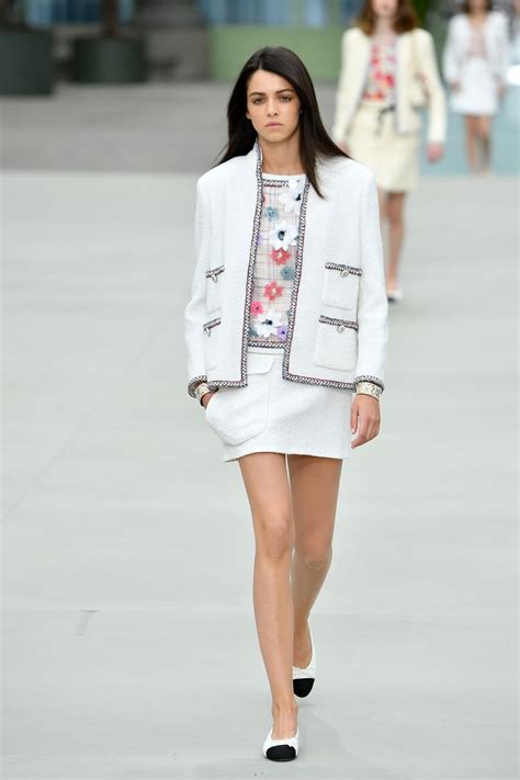 chanel cruise show 2020